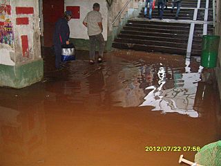 click for enlarge 640 X 480 50.5 Kb picture