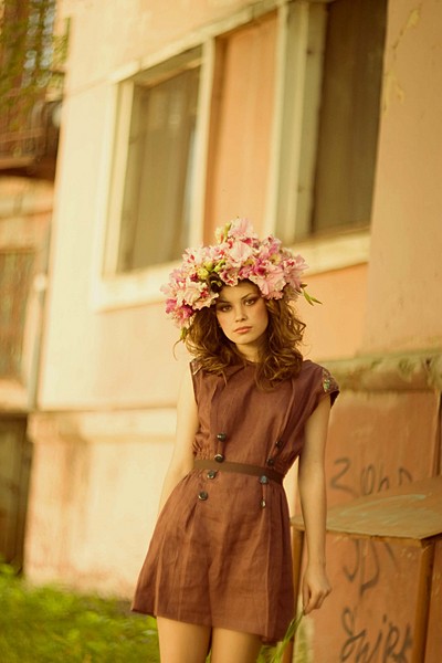 click for enlarge 1920 X 2880 486.5 Kb picture