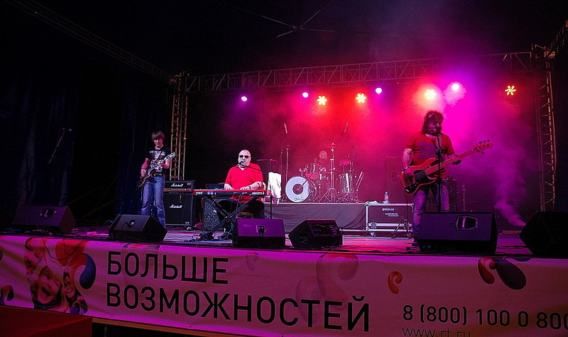 click for enlarge 1000 X 594 152.3 Kb picture