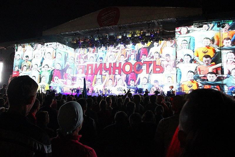 click for enlarge 1000 X 667 233.8 Kb picture