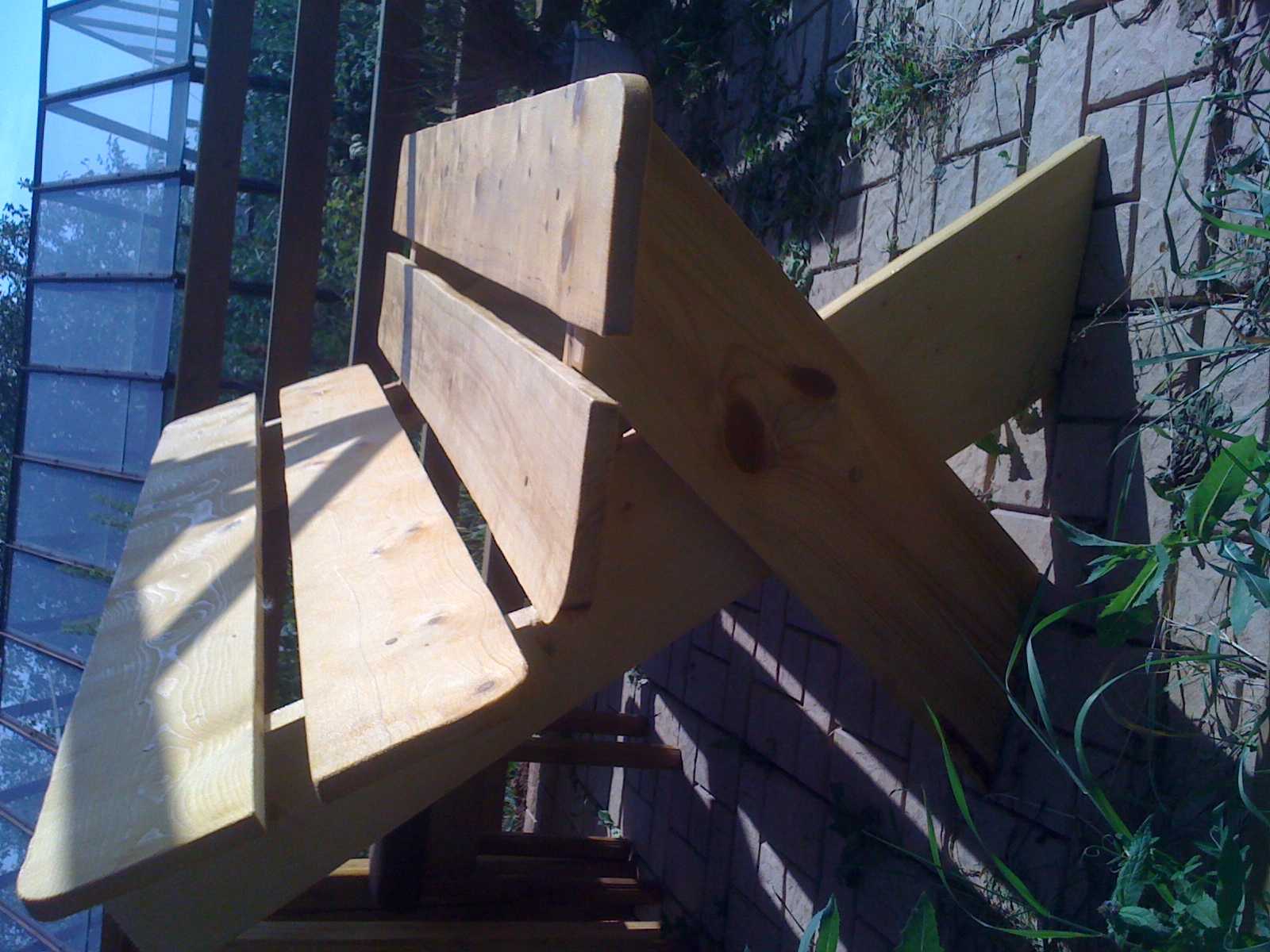 скамейка своими руками из дерева со спинкой на даче