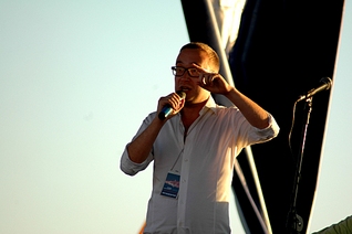 click for enlarge 1024 X 681 312.7 Kb picture