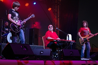 click for enlarge 1024 X 681 463.3 Kb picture