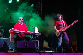 click for enlarge 1024 X 681 447.7 Kb picture