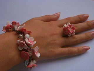 click for enlarge 800 X 600 51.2 Kb picture