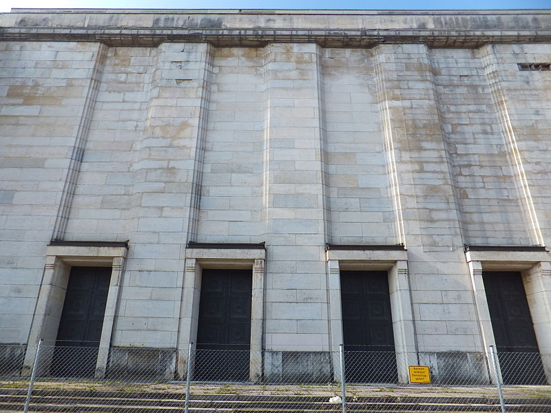 click for enlarge 1920 X 1440 601.4 Kb picture