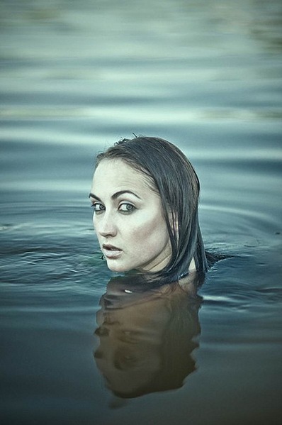 click for enlarge 401 X 604  43.6 Kb picture