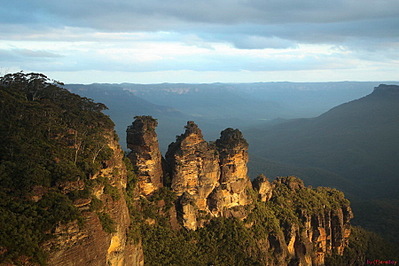 click for enlarge 900 X 600 206.6 Kb picture