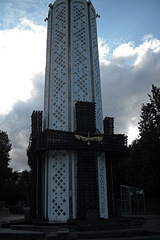 click for enlarge 1920 X 2880 905.4 Kb picture