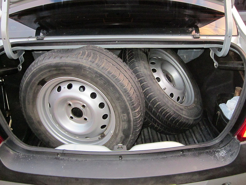 click for enlarge 1920 X 1440 606.7 Kb picture