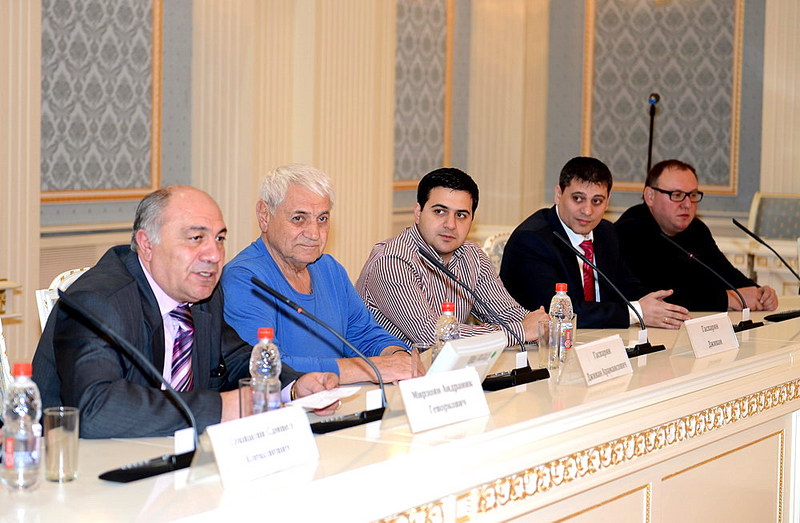 click for enlarge 1000 X 654 165.6 Kb picture