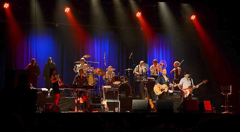 click for enlarge 1000 X 551 119.6 Kb picture