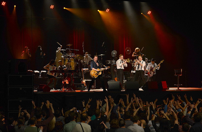 click for enlarge 1000 X 654 157.2 Kb picture