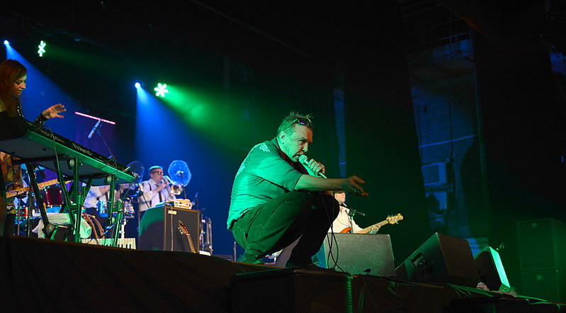 click for enlarge 1000 X 553 119.4 Kb picture