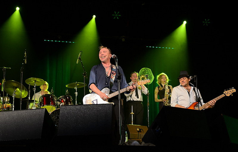 click for enlarge 1000 X 638 122.9 Kb picture