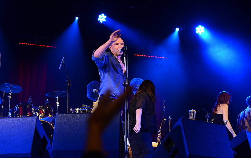 click for enlarge 1000 X 630 122.1 Kb picture