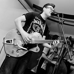 click for enlarge 1500 X 1500 212.9 Kb picture