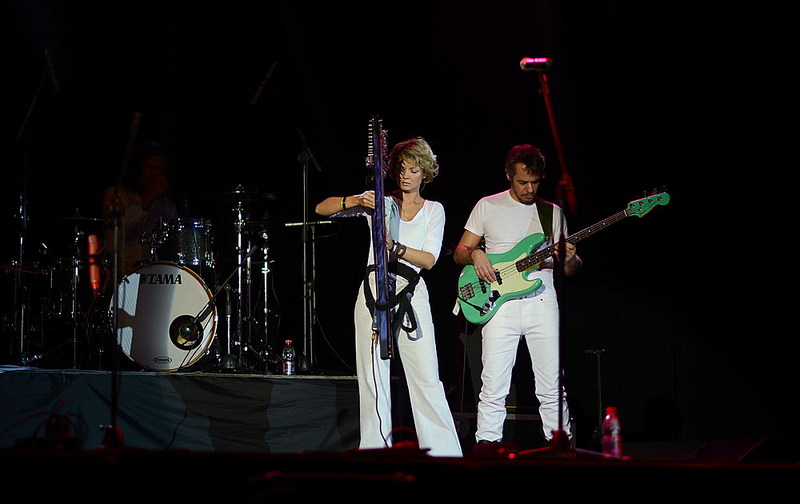 click for enlarge 1000 X 630 96.8 Kb picture