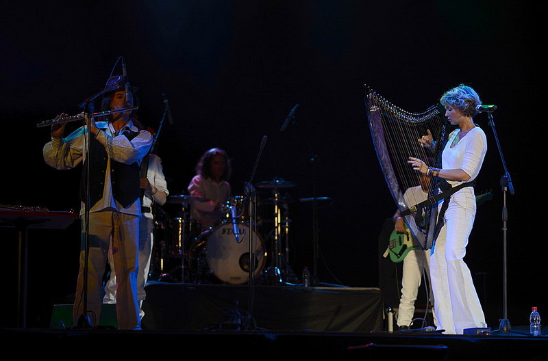 click for enlarge 1000 X 660 113.2 Kb picture