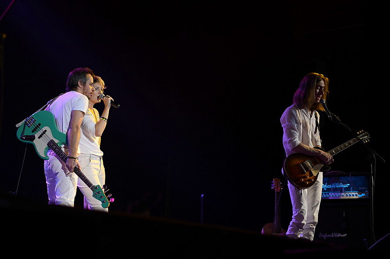 click for enlarge 1000 X 664 83.8 Kb picture