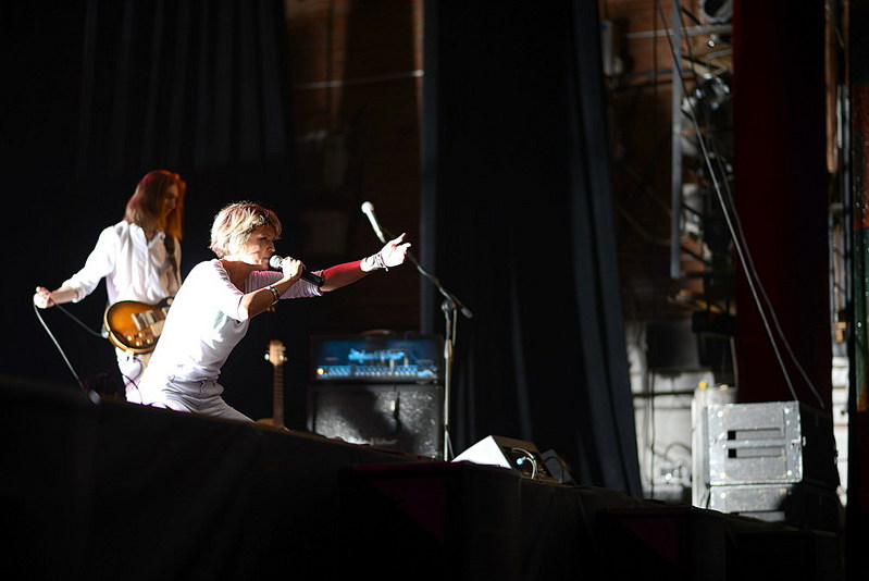 click for enlarge 1000 X 668 96.6 Kb picture