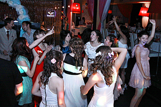 click for enlarge 700 X 467 361.1 Kb picture