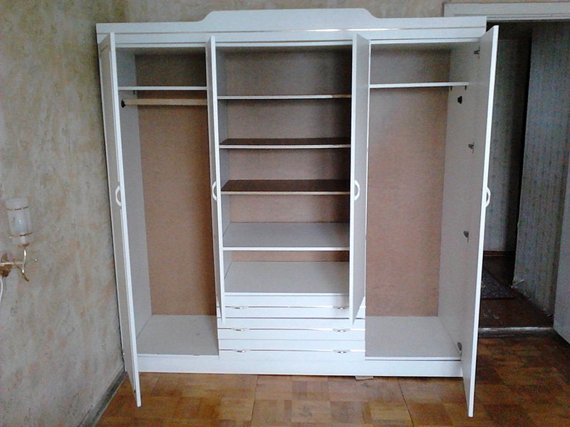 click for enlarge 1920 X 1440 289.0 Kb picture