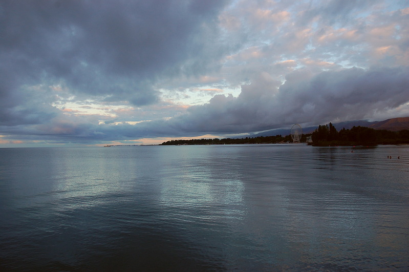 click for enlarge 1540 X 1024 372.4 Kb picture