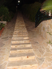 click for enlarge 1920 X 2560 275.0 Kb picture