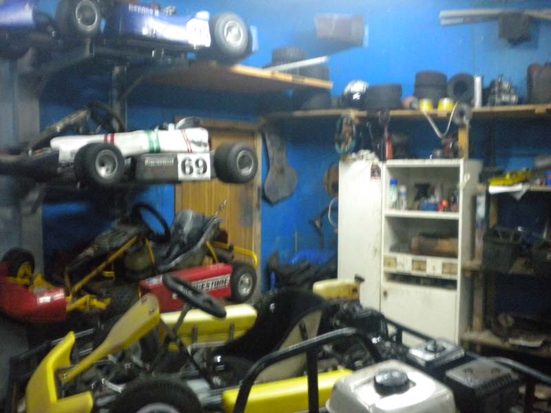 800 x 600