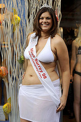 click for enlarge 300 X 450  40.2 Kb picture