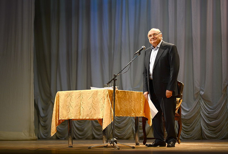 click for enlarge 1000 X 677 147.2 Kb picture