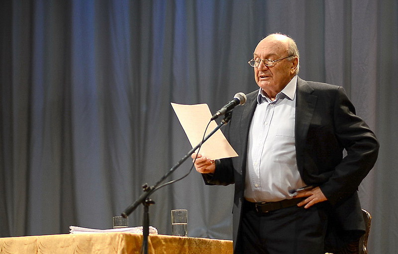 click for enlarge 1000 X 639 124.8 Kb picture