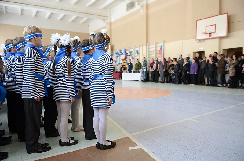 click for enlarge 1000 X 663 175.3 Kb picture