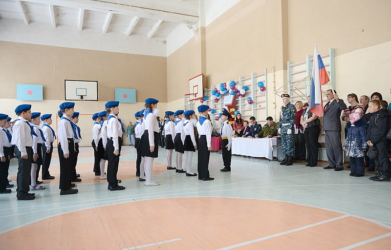 click for enlarge 1000 X 640 162.8 Kb picture