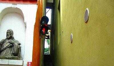 click for enlarge 550 X 319 28.9 Kb picture