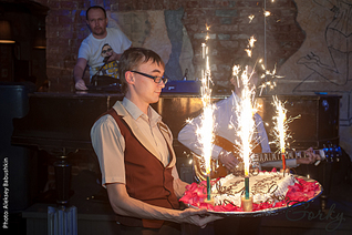 click for enlarge 1920 X 1277 210.6 Kb picture