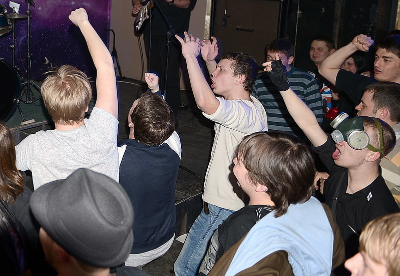 click for enlarge 1000 X 692 210.6 Kb picture