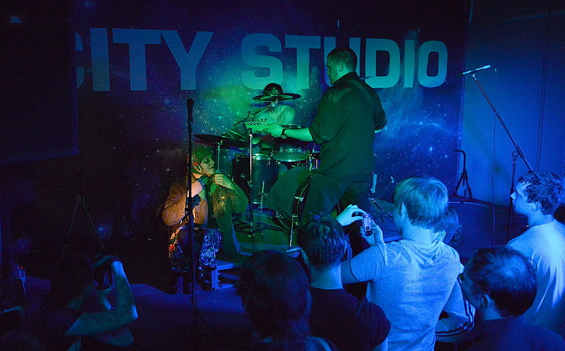 click for enlarge 1000 X 622 176.1 Kb picture