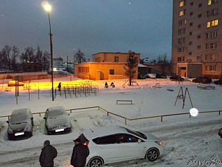 click for enlarge 640 X 480  42.4 Kb picture