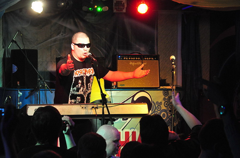 click for enlarge 1000 X 657 152.7 Kb picture