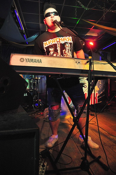 click for enlarge 664 X 1000 184.1 Kb picture