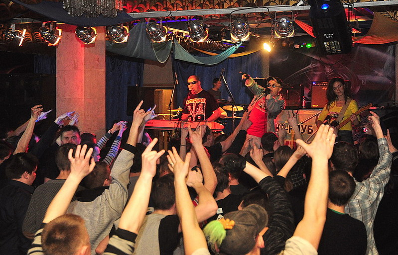 click for enlarge 1000 X 642 235.9 Kb picture