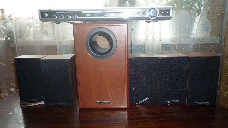 click for enlarge 1920 X 1082 622.0 Kb picture