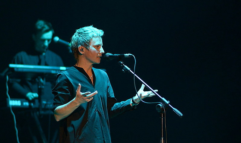 click for enlarge 1000 X 593 106.2 Kb picture