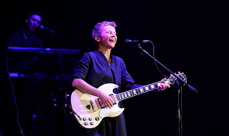 click for enlarge 1000 X 597 86.6 Kb picture