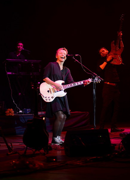 click for enlarge 726 X 1000 97.3 Kb picture