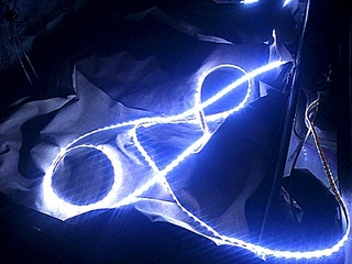 click for enlarge 400 X 300 59.5 Kb picture