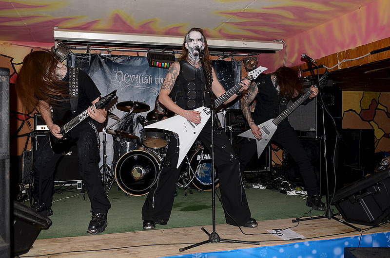 click for enlarge 1000 X 664 217.0 Kb picture