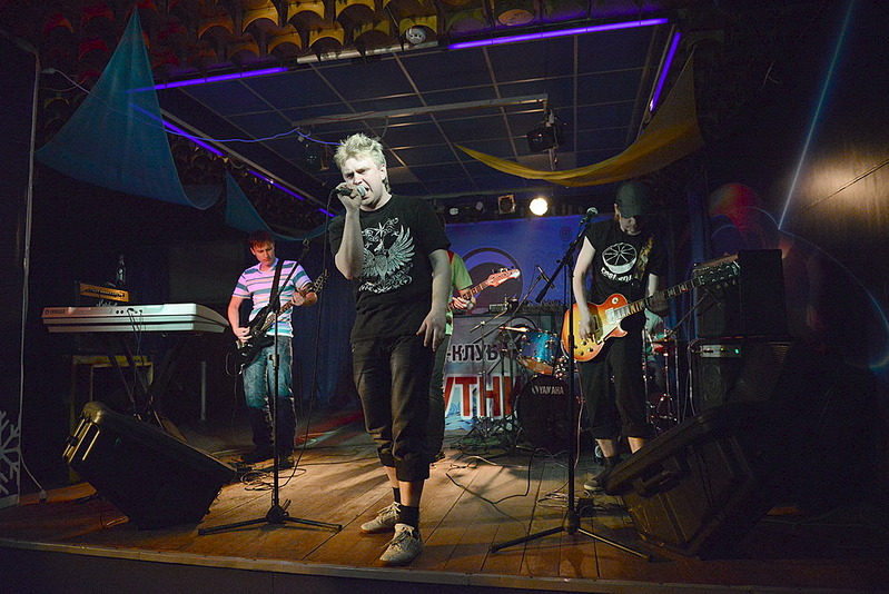 click for enlarge 1000 X 668 191.0 Kb picture